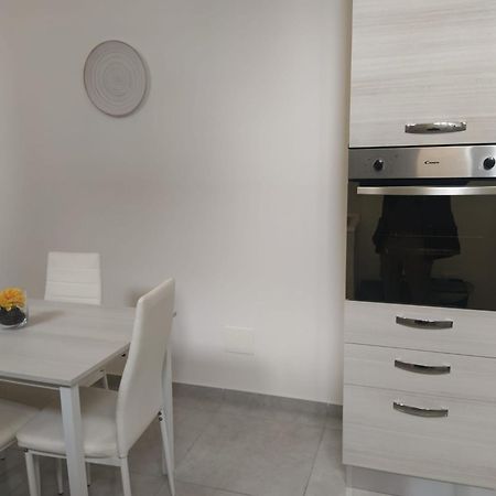 Appartamento Bertie's Mondello Palermo Esterno foto
