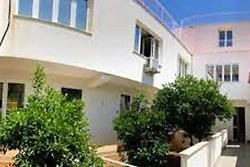 Appartamento Bertie's Mondello Palermo Esterno foto